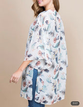 Load image into Gallery viewer, &quot;Rosa&quot; Kimono Off White Floral &amp; Leaf Pattern As Shown