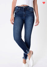Load image into Gallery viewer, &quot;Jayde&quot; Dark Wash Fray Hem Ankle Skinny Jeans