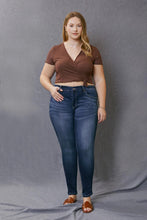 Load image into Gallery viewer, &quot;Liz&quot;&quot; KanCan High Rise Dark Wash Skinny Jeans Curvy Sizes