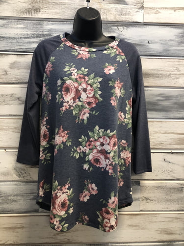 FLORAL TOP 3/4 SLEEVE NAVY #10045 Final Sale