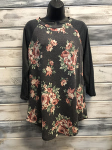 FLORAL TOP 3/4 SLEEVE TEE CHARCOAL #10045 Final Sale
